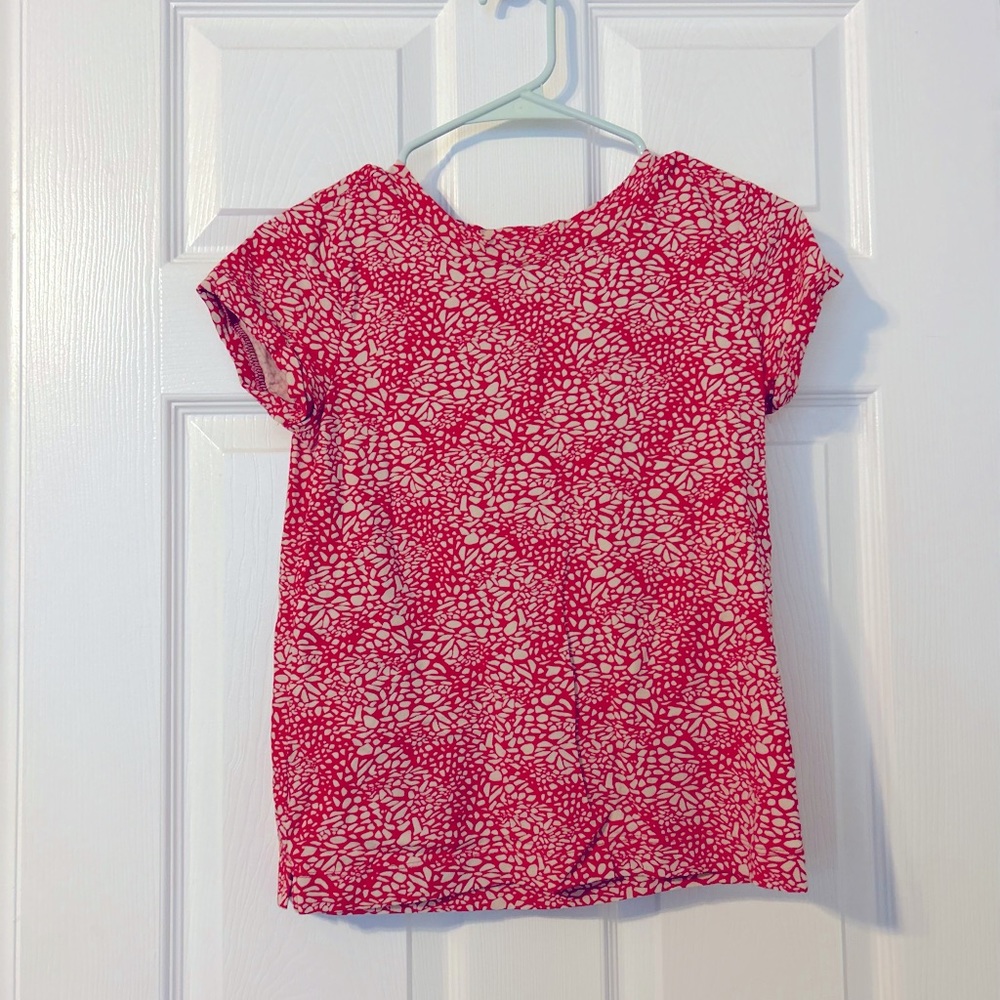 Loft short sleeve women’s t-shirt red and cream animal print XXS